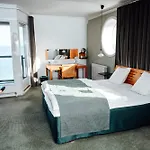 & Konference Hotel 4*