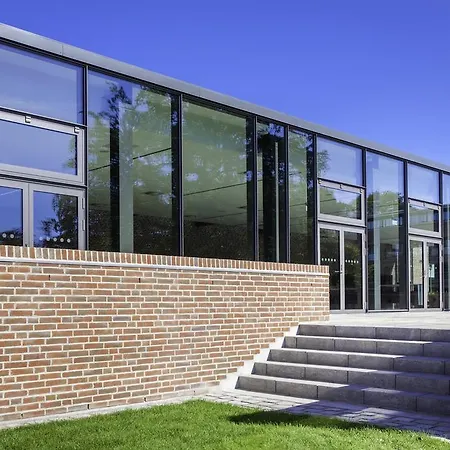 Отель & Konference 4*