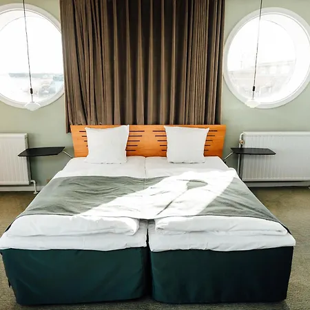 Hotel & Konference 4*