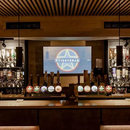 & Konference Hotell 4*