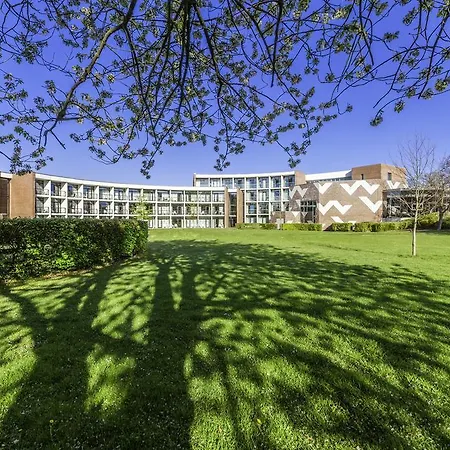 Hotel - Hotel&konferencecenter 4*