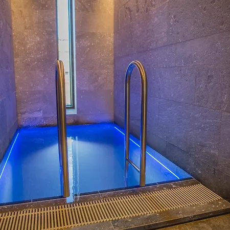 - Hotel&konferencecenter 4*