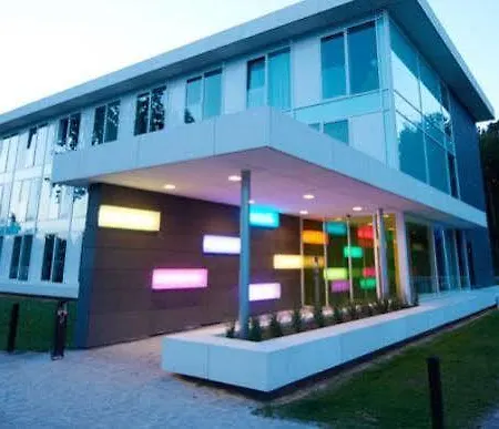 - Hotel&konferencecenter 4*