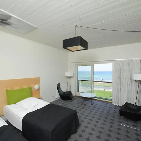 - Hotel&konferencecenter
