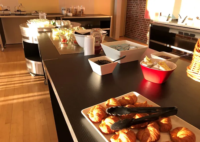 & Konference Отель